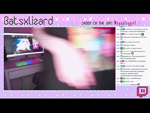 ❤️ 游戏玩家忘了关闭流媒体，在直播中喷出。 ️ Sex video﹏﹏